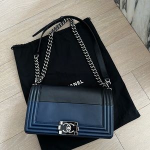 Chanel medium leboy